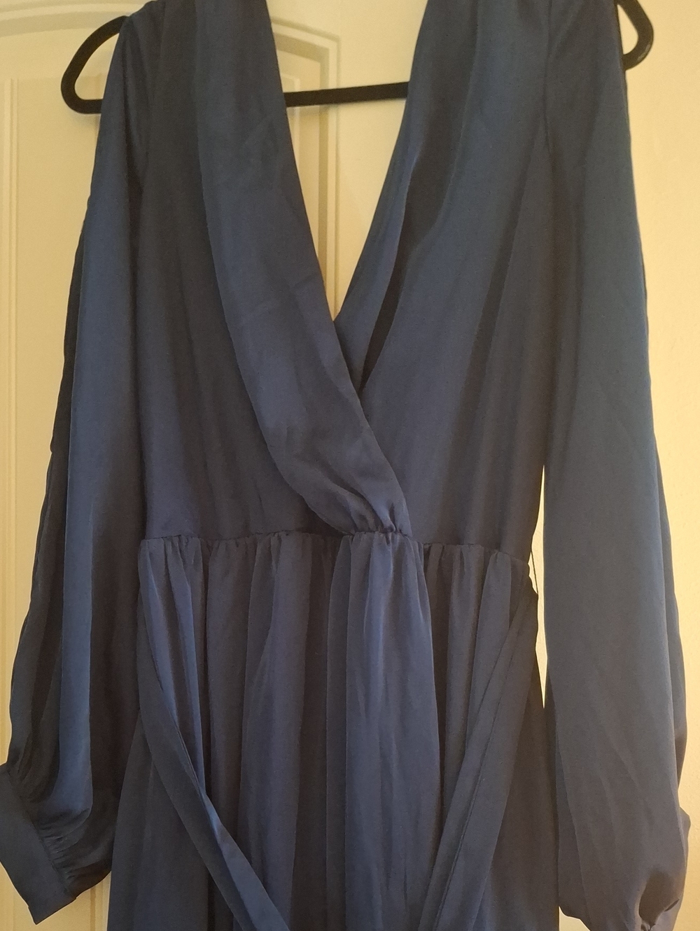 Women’s Deep V Long Sleeve Wrap dress - Navy